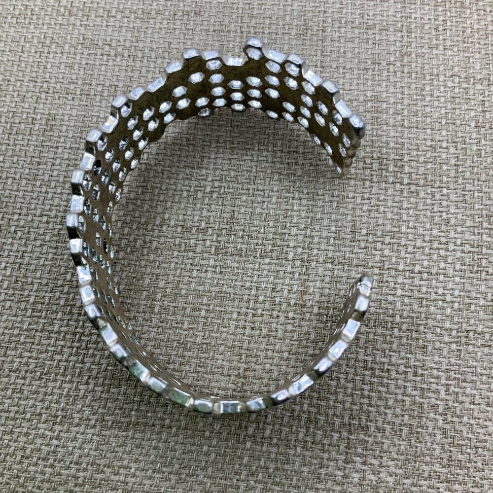 Lucky Brand Silver Tone Distressed Honeycomb Pattern Cuff Bracelet - Picture 4 of 6